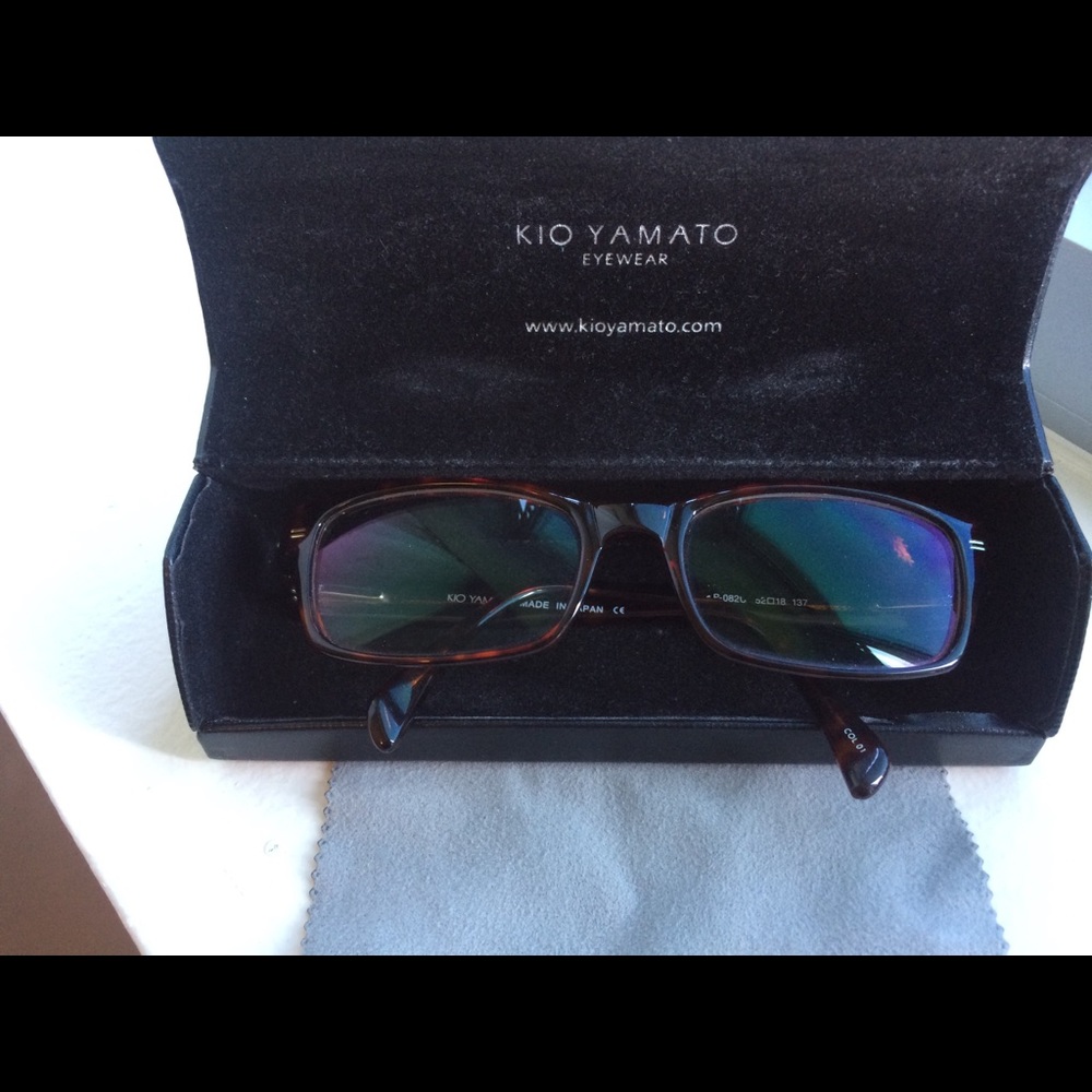 KIO YAMATO Ladies Eyeglasses (Tortoise)